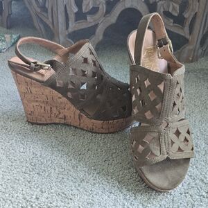 Franco Sarto Wedge Sandals Sz 8